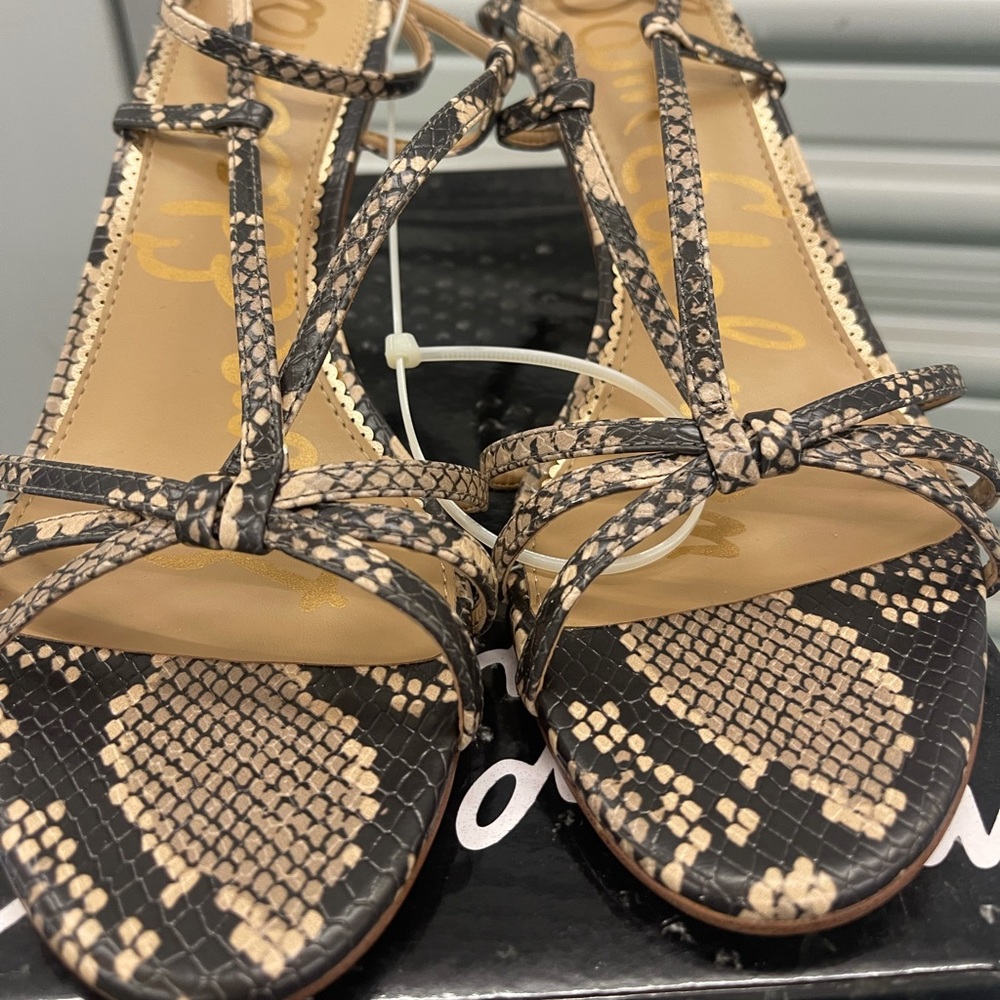 Brand new Sam Edelman “Pippa” style sandals